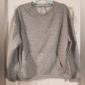 NWOT - Zolucky Women's Heather Grey Detailed Sleeves Sweatshirt Size 1X